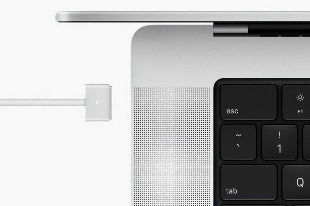 MacBook Pro MagSafe 3 电缆是否呈黄色闪烁？ macOS Monterey 可能是问题所在